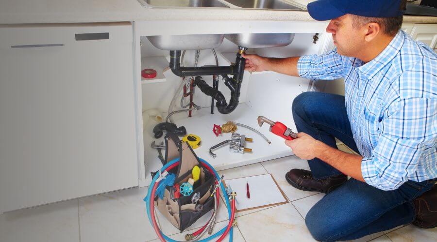 Professional clogged toilet repair in Shelbina, MO